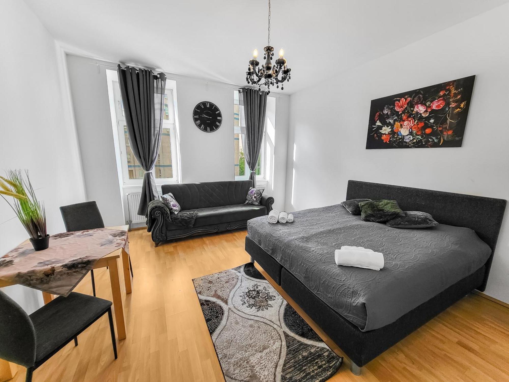 Elegant Three-Bedroom Suite Відень Екстер'єр фото