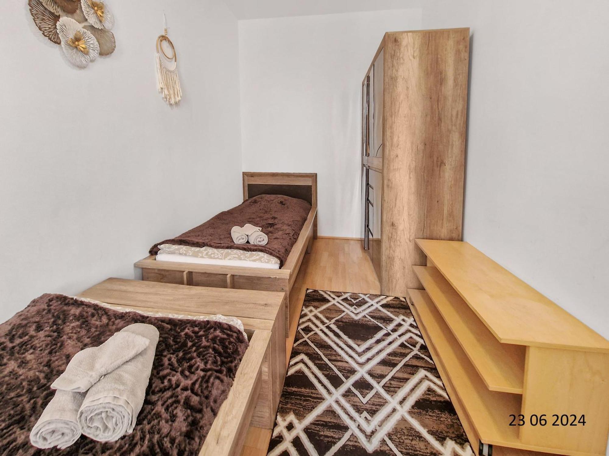 Elegant Three-Bedroom Suite Відень Екстер'єр фото