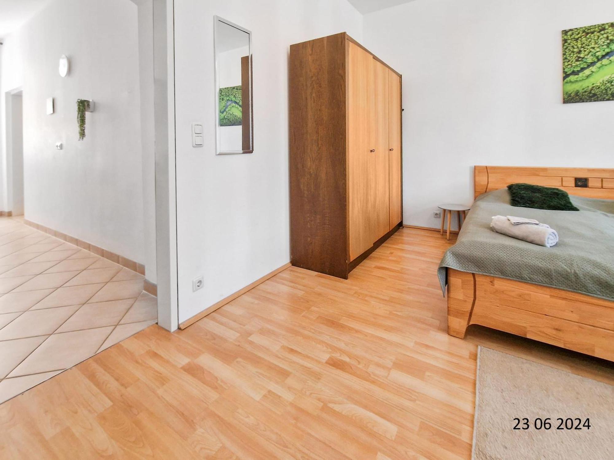 Elegant Three-Bedroom Suite Відень Екстер'єр фото