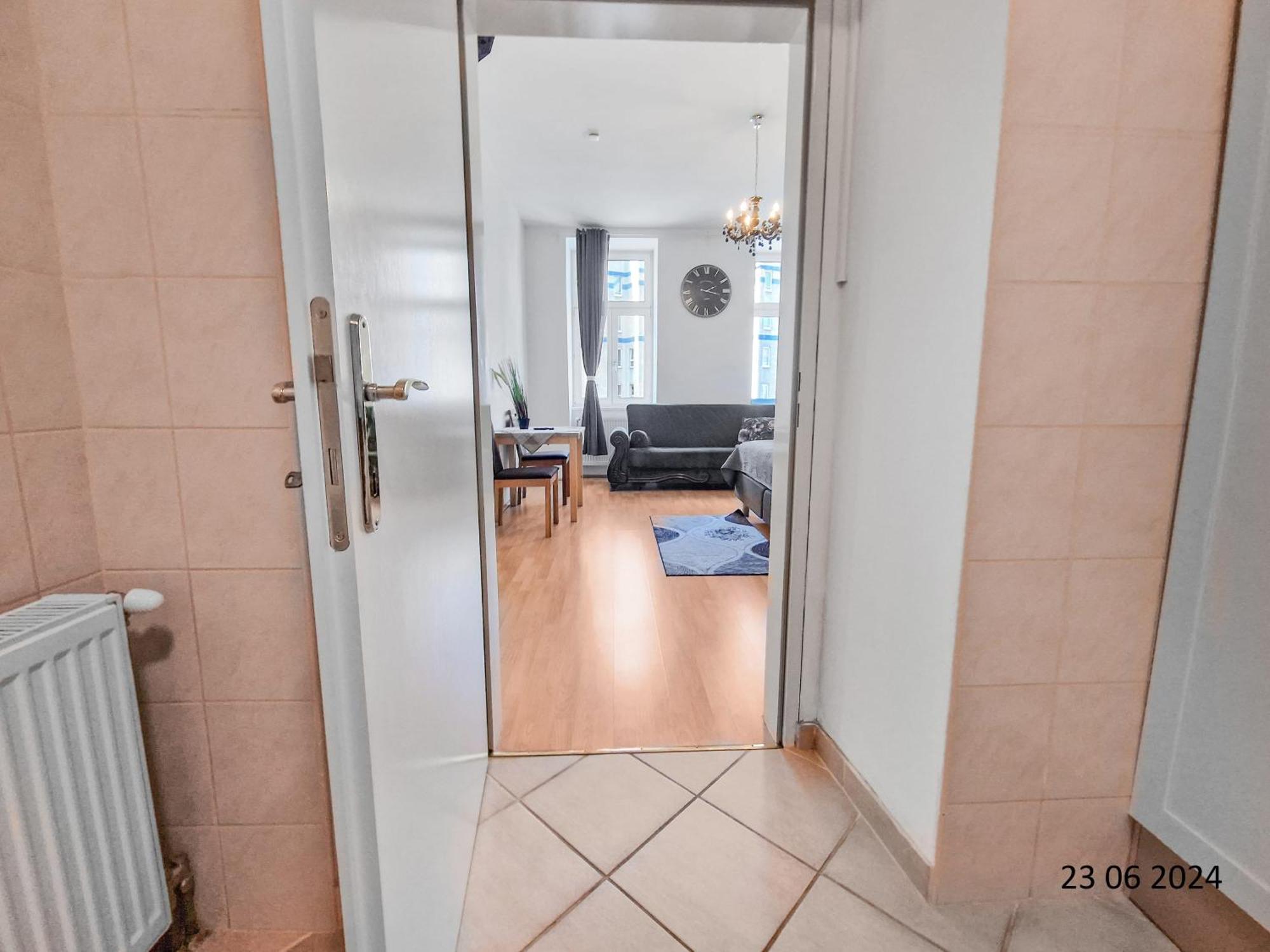 Elegant Three-Bedroom Suite Відень Екстер'єр фото