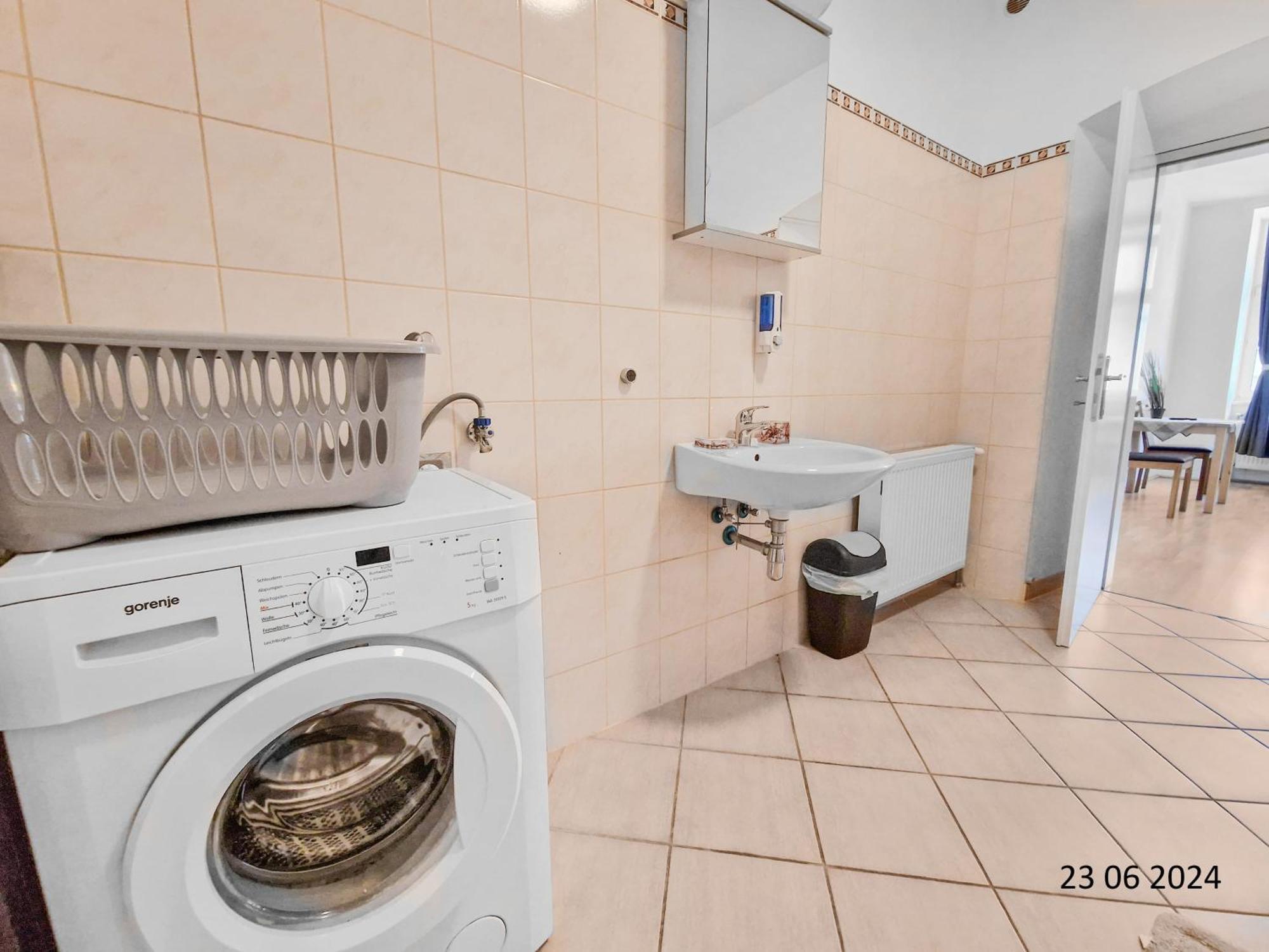 Elegant Three-Bedroom Suite Відень Екстер'єр фото